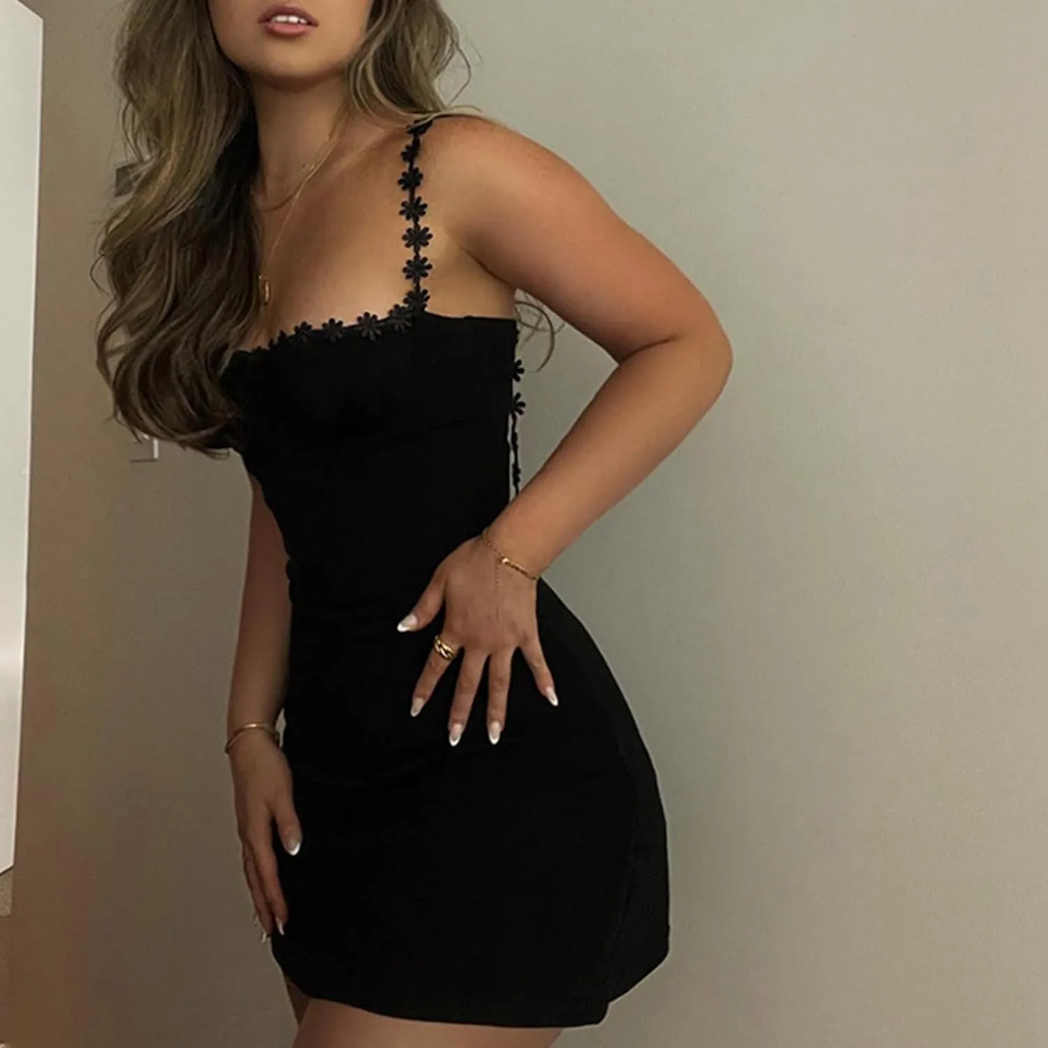 Women Floral Mini Dress Bohemian Spaghetti Strap Sleeveless Bodycon A-Line Dress Short Cami Swing Dress Clubwear Y2K
